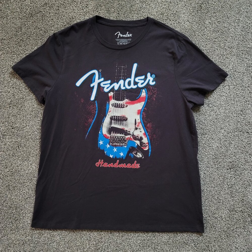 Men's Black Fender Guitar T-Shirt X-Large